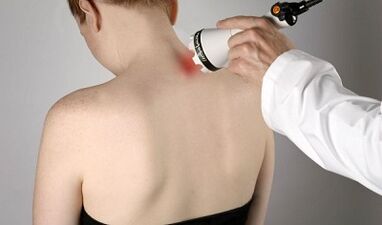 Schmerzbehandlung im Hals der Physiotherapieverfahren